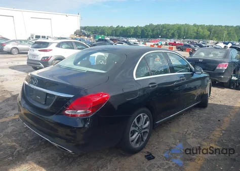 2017 Mercedes-Benz C 300 Luxury/Sport из США, поврежденный, VIN 55SWF4JB7HU220408